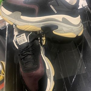 Men’s Balenciaga shoes size 8